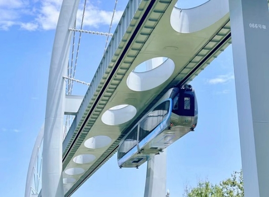 國內首條空軌線路！采用方大軌道交通屏蔽門系統的武漢光谷觀光線正式開通運營